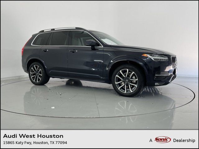 2019 Volvo XC90 Momentum