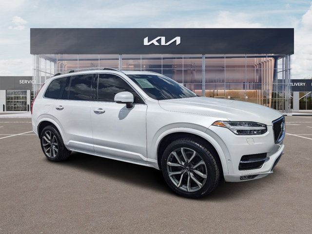 2019 Volvo XC90 Momentum