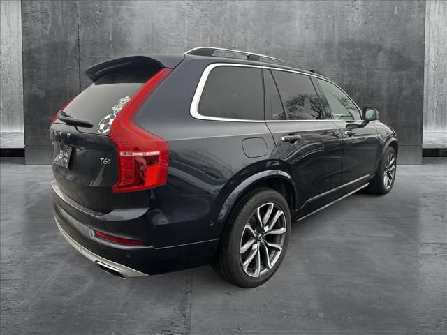 2019 Volvo XC90 Momentum