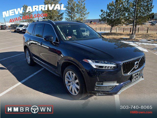 2019 Volvo XC90 Momentum