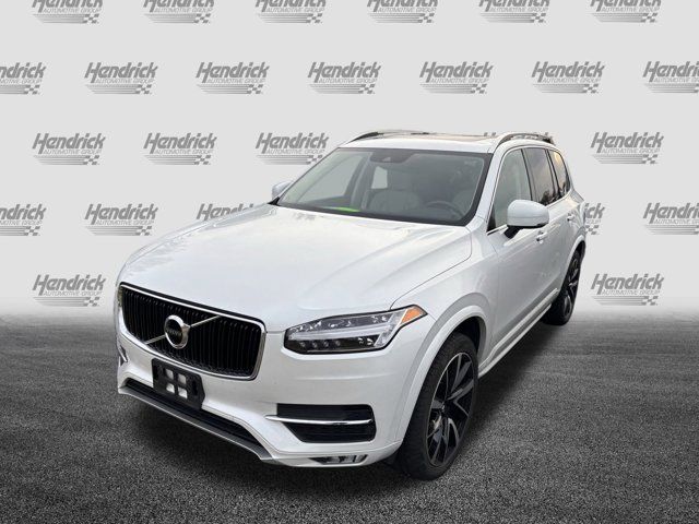 2019 Volvo XC90 Momentum