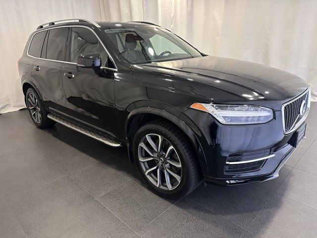 2019 Volvo XC90 Momentum