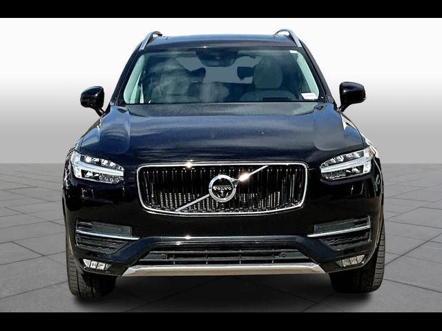 2019 Volvo XC90 Momentum