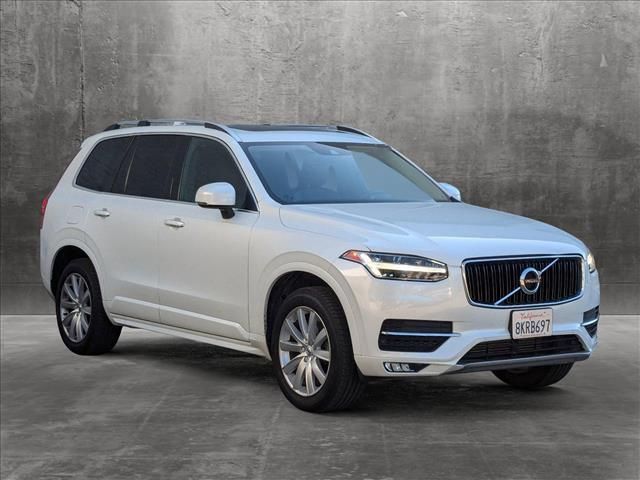 2019 Volvo XC90 Momentum