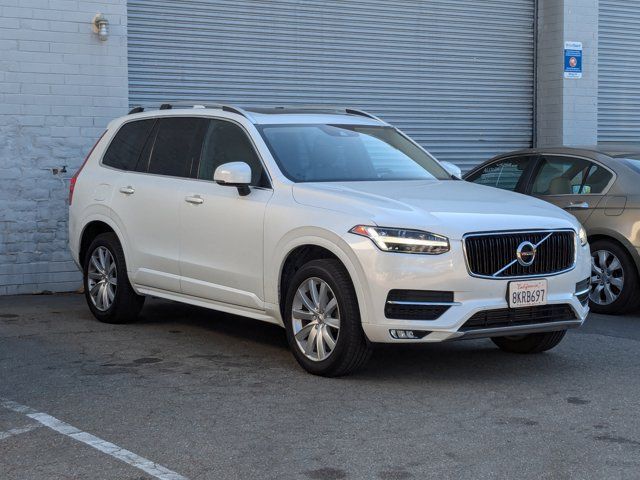 2019 Volvo XC90 Momentum