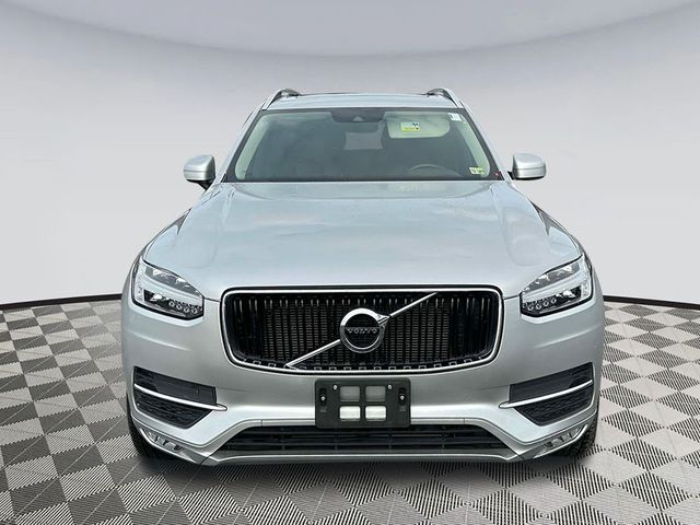 2019 Volvo XC90 Momentum