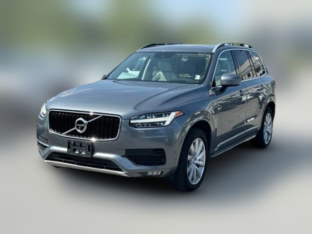 2019 Volvo XC90 Momentum