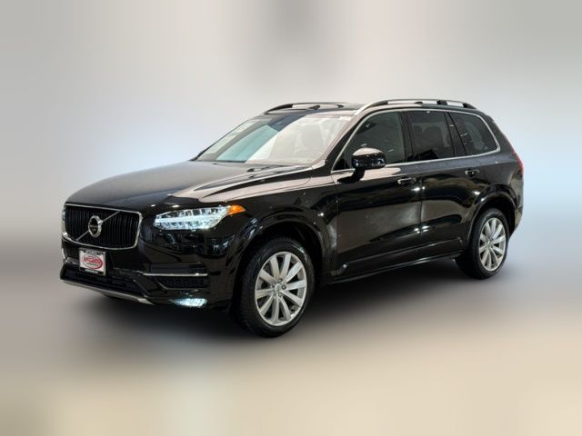 2019 Volvo XC90 Momentum