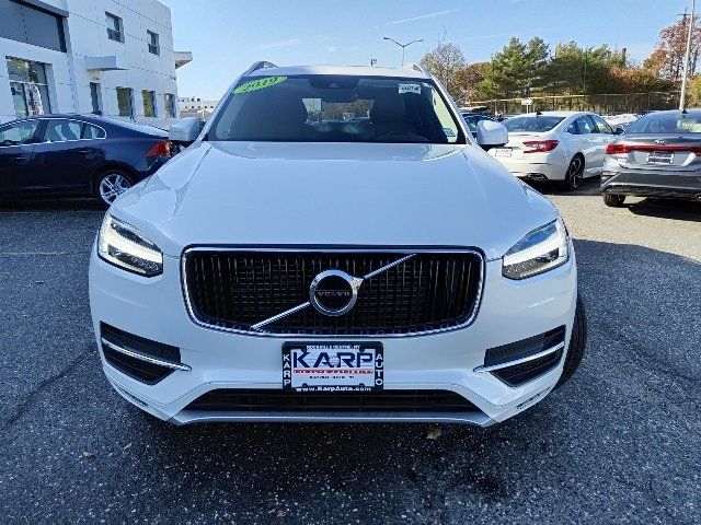 2019 Volvo XC90 Momentum