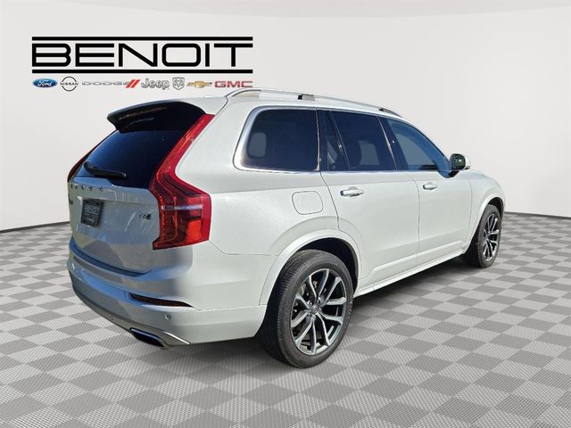 2019 Volvo XC90 Momentum