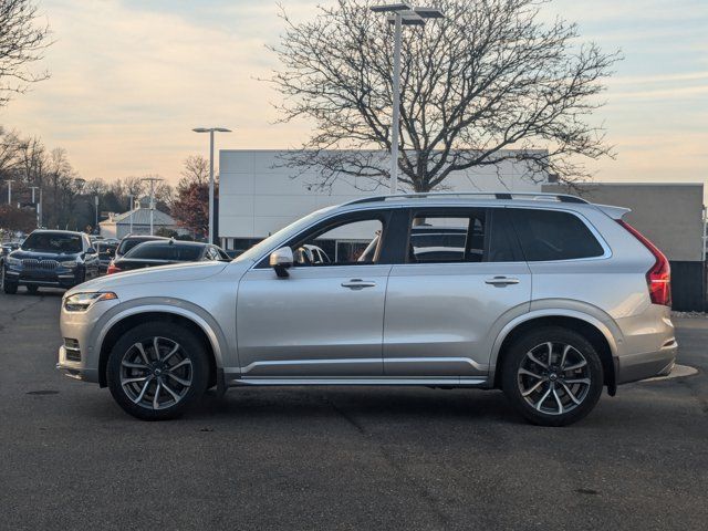 2019 Volvo XC90 Momentum