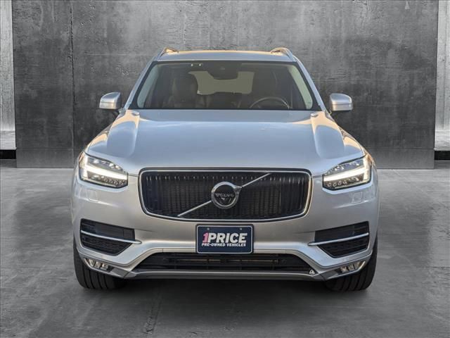 2019 Volvo XC90 Momentum