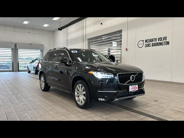 2019 Volvo XC90 Momentum