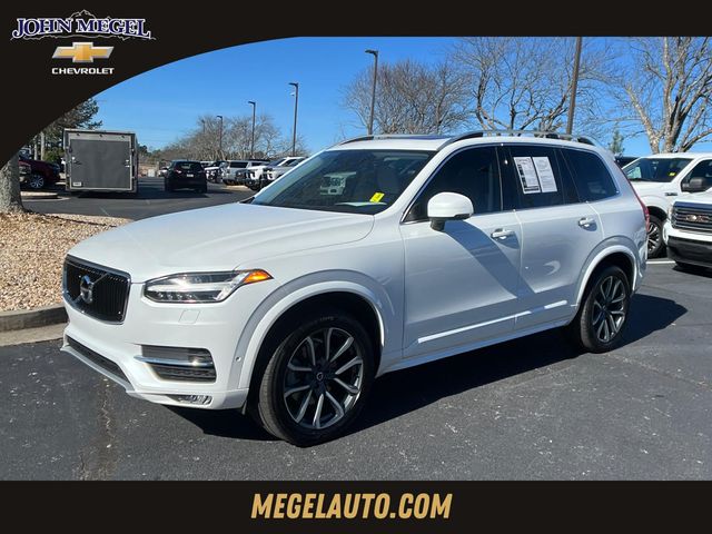 2019 Volvo XC90 Momentum