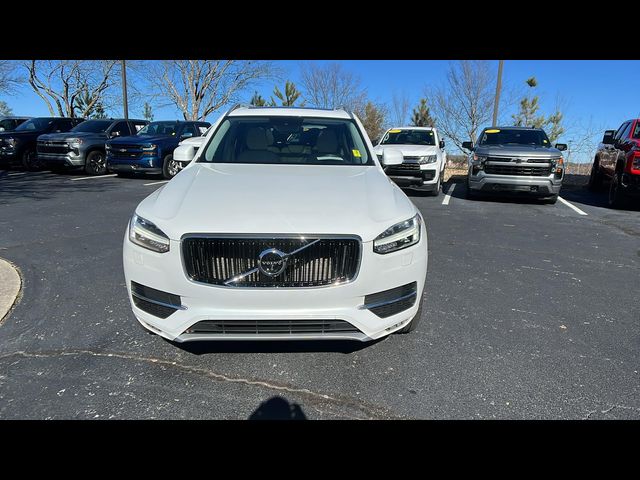 2019 Volvo XC90 Momentum