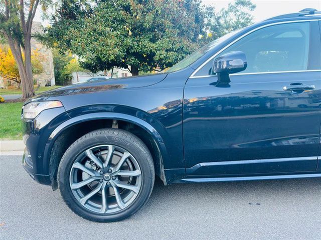2019 Volvo XC90 Momentum