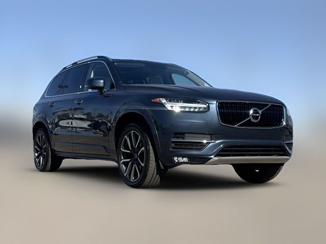 2019 Volvo XC90 Momentum