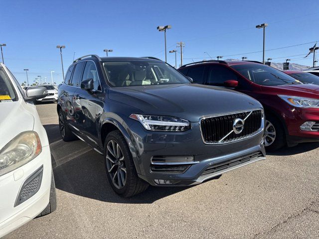 2019 Volvo XC90 Momentum