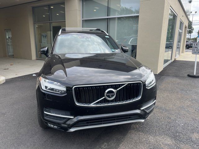 2019 Volvo XC90 Momentum