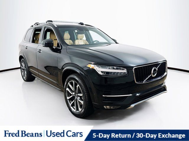 2019 Volvo XC90 Momentum