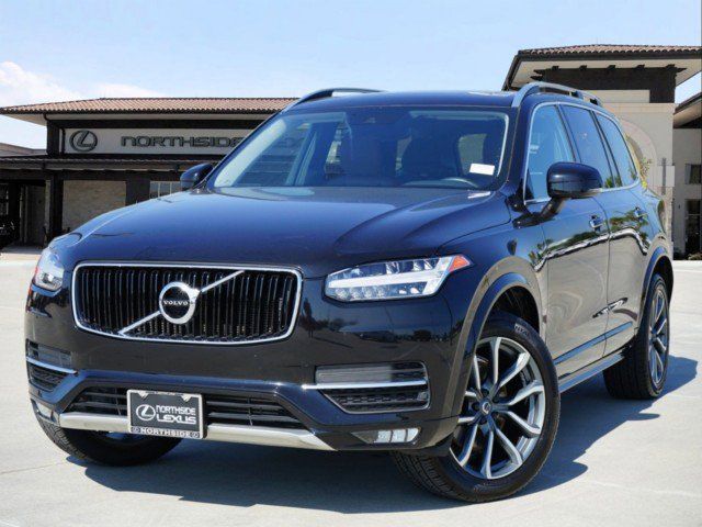 2019 Volvo XC90 Momentum