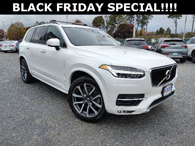 2019 Volvo XC90 Momentum