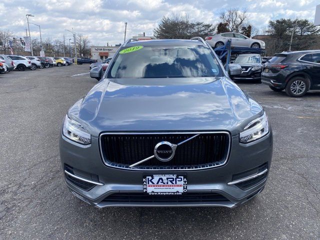 2019 Volvo XC90 Momentum