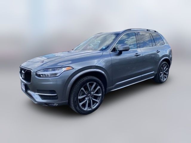 2019 Volvo XC90 Momentum