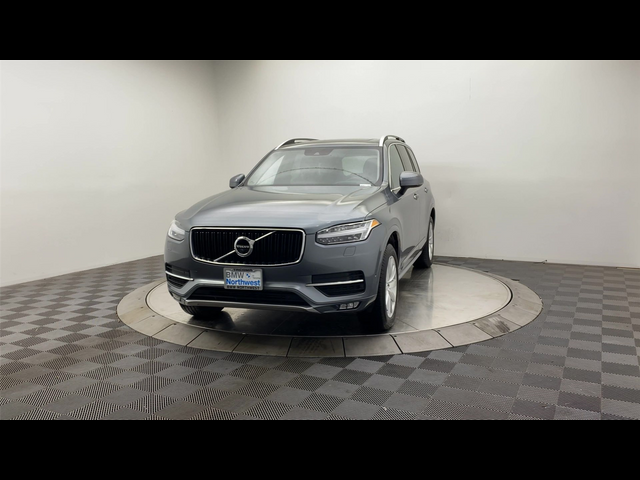 2019 Volvo XC90 Momentum