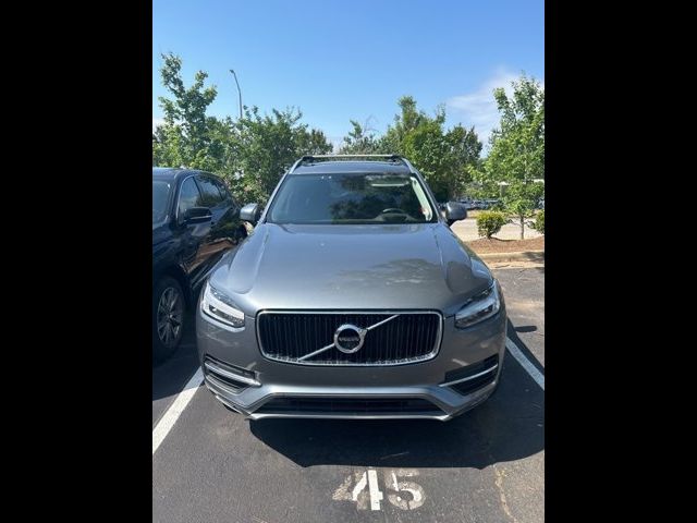 2019 Volvo XC90 Momentum