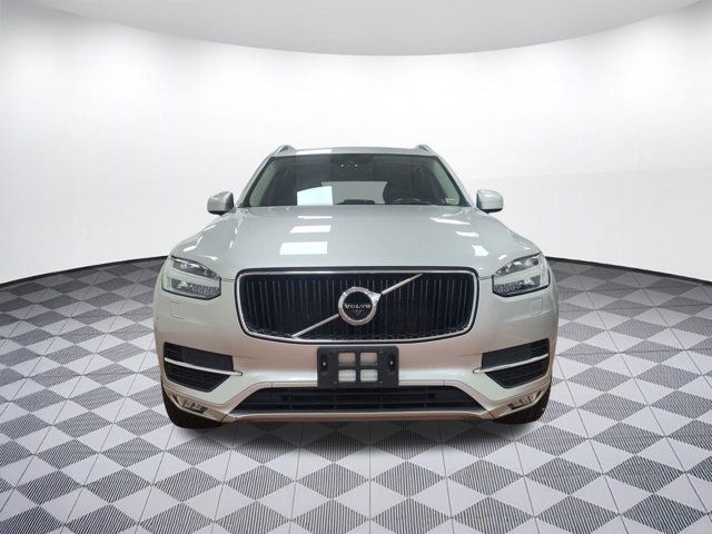 2019 Volvo XC90 Momentum