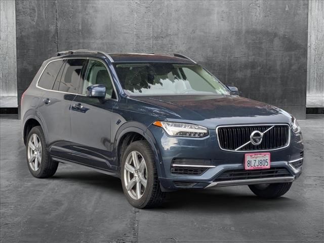 2019 Volvo XC90 Momentum