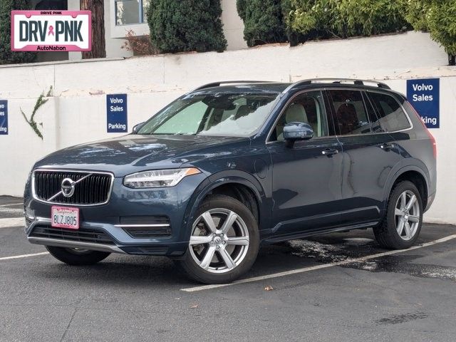 2019 Volvo XC90 Momentum