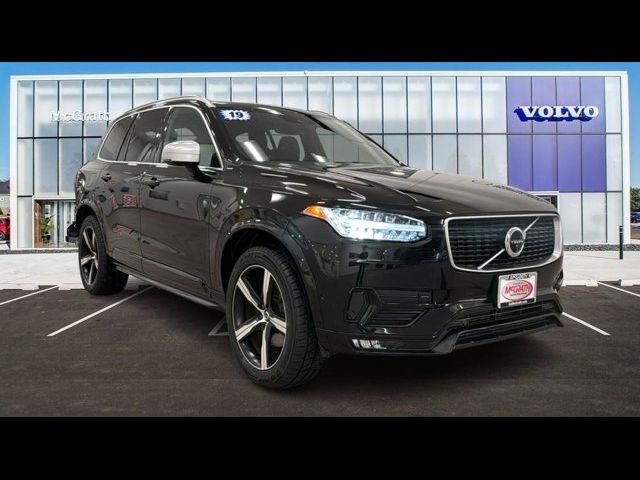 2019 Volvo XC90 R-Design