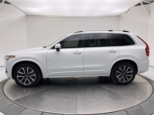 2019 Volvo XC90 Momentum