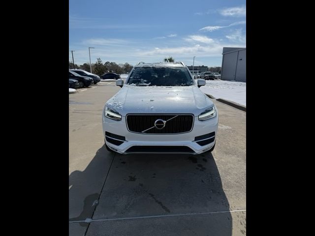 2019 Volvo XC90 Momentum