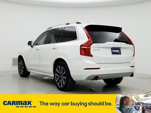 2019 Volvo XC90 Momentum