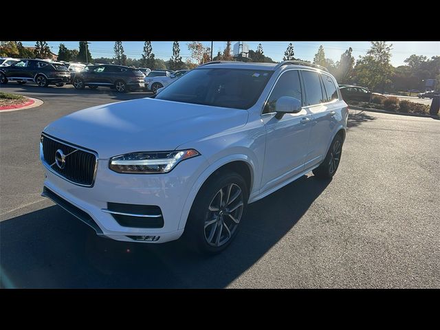 2019 Volvo XC90 Momentum