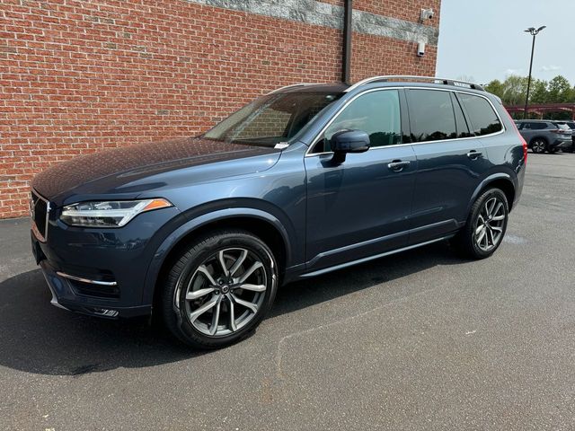 2019 Volvo XC90 Momentum