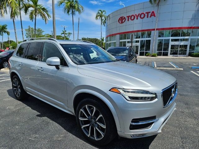 2019 Volvo XC90 Momentum