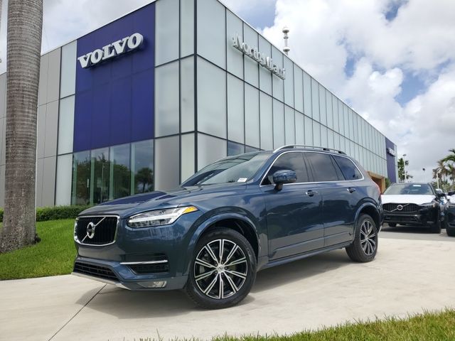 2019 Volvo XC90 Momentum