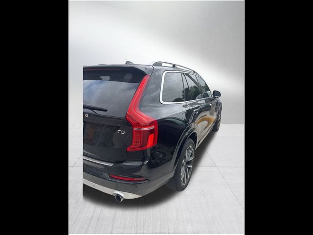 2019 Volvo XC90 Momentum