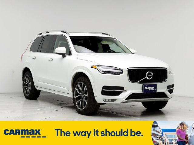 2019 Volvo XC90 Momentum