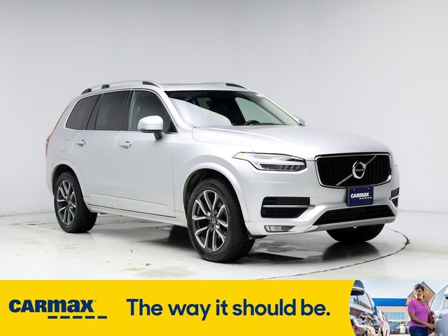 2019 Volvo XC90 Momentum