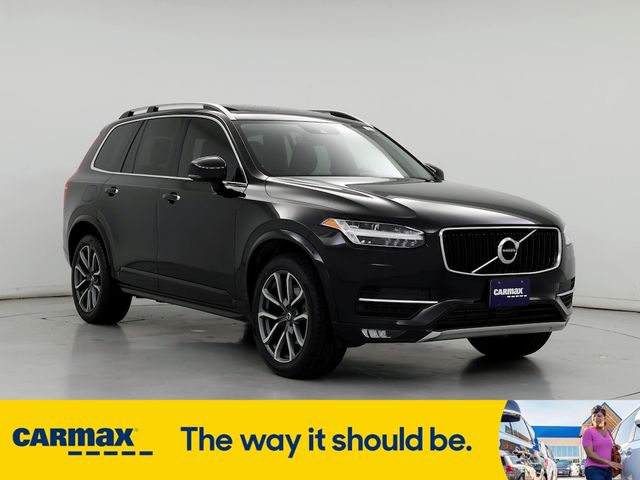 2019 Volvo XC90 Momentum