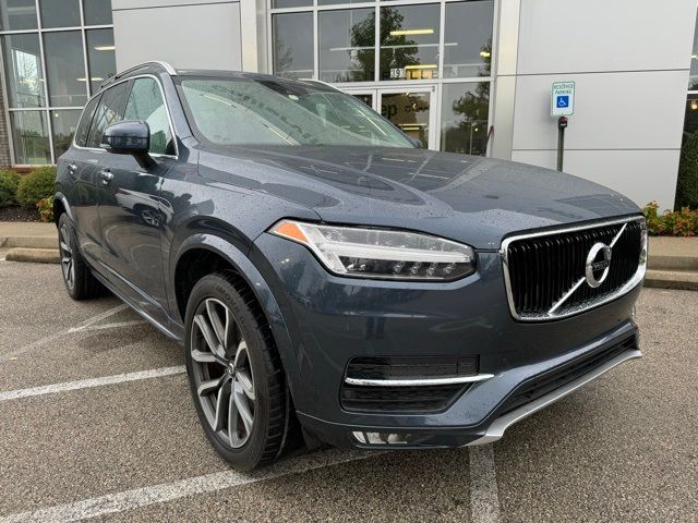 2019 Volvo XC90 Momentum