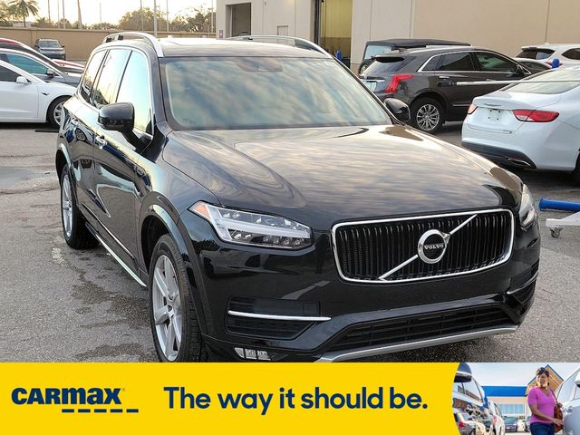 2019 Volvo XC90 Momentum