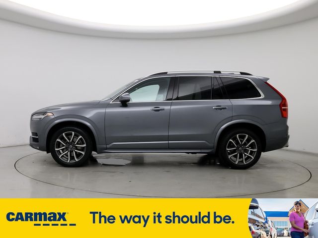 2019 Volvo XC90 Momentum