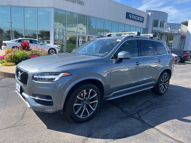 2019 Volvo XC90 Momentum