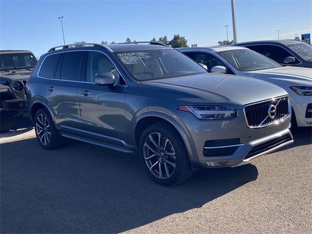 2019 Volvo XC90 Momentum